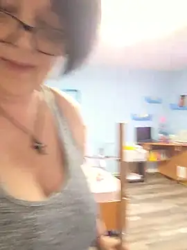 Snapshot of Diana_Diafan chatting on 06-14-26, 10:27 Diana Diafan online show from 06-14-26, 10:27