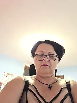 Snapshot of Diana_Diafan chatting on 05-27-26, 06:48 Diana Diafan online show from 05-27-26, 06:48