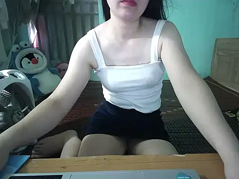 hanyna online show from 05-23-26, 04:33