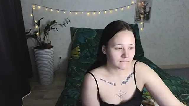 Tori cute online show from 06-05-26, 01:21