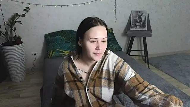 Tori cute online show from 05-30-26, 04:52