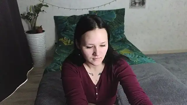 Tori cute online show from 06-16-26, 02:33