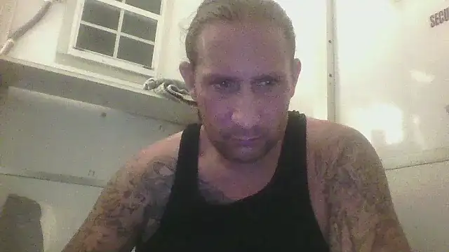 brazybooty92 online show from 06-17-26, 10:25