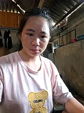Mila 00 online show from 05-19-26, 08:21