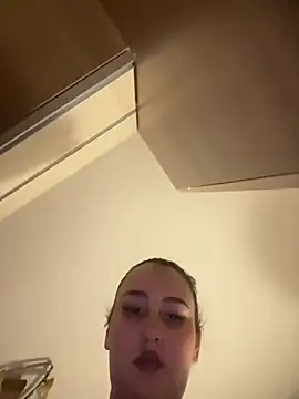 SweetTerrea online show from 06-24-26, 10:07