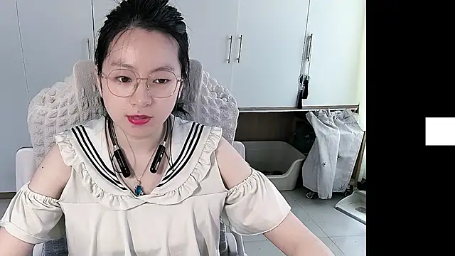 Erya-369 online show from 05-21-26, 06:33