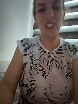 Snapshot of Hot-Milf4U chatting on 06-21-26, 05:52 Hot-Milf4U online show from 06-21-26, 05:52