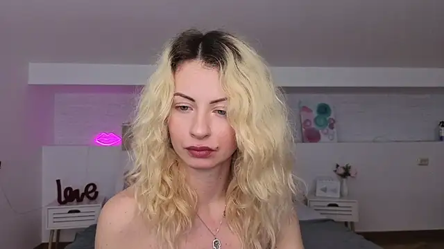 Fallen-angel1- online show from 05-22-26, 01:31