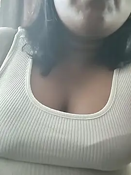 Snapshot of Yazhi_THUG_DeSi chatting on 07-17-26, 07:27 Yazhi THUG DeSi online show from 07-17-26, 07:27