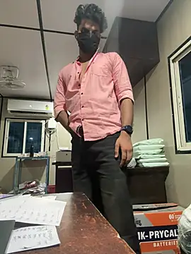 Snapshot of spiral__man007 chatting on 07-01-26, 09:15 spiral man007 online show from 07-01-26, 09:15