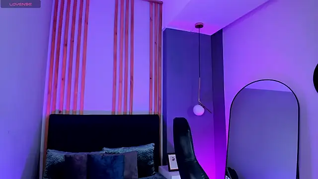 Snapshot of Sabrina_Angel__ chatting on 06-19-26, 02:34 Sabrina Angel online show from 06-19-26, 02:34