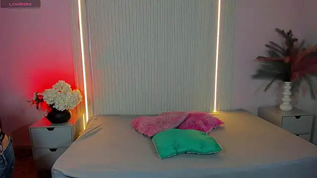 AmyPrice9 online show from 06-12-26, 04:32