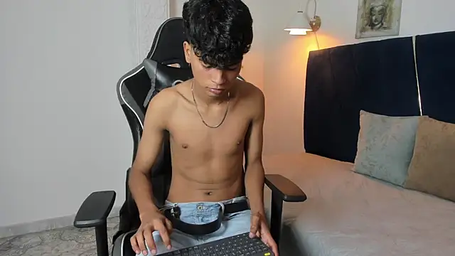 jacob cum23 online show from 06-12-26, 05:21