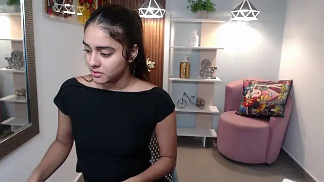  Lucy Grey  online show from 06-08-26, 11:00