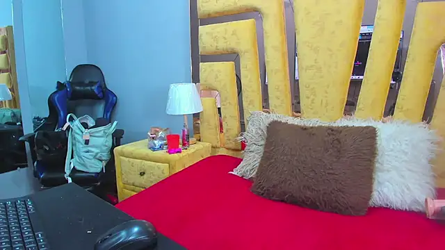 VikyThomsonn online show from 07-17-26, 12:57