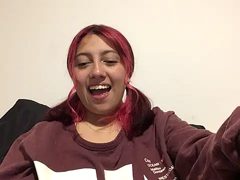 Emma Cut online show from 06-04-26, 01:32
