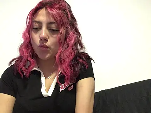 Emma Cut online show from 06-06-26, 03:50