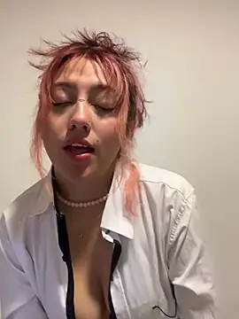 Emma Cut online show from 05-28-26, 11:10