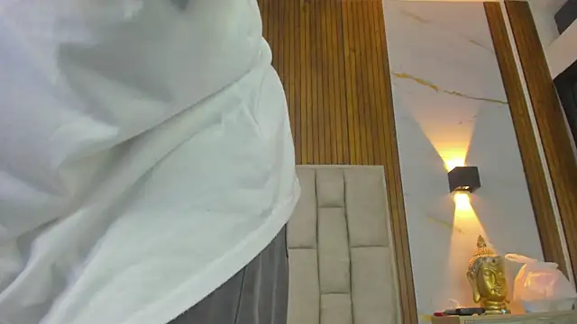 Ivy grayy  online show from 06-19-26, 06:03