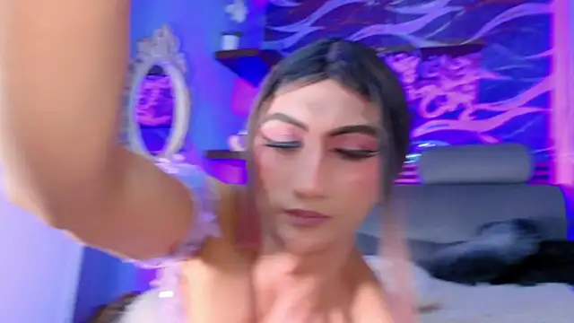 Cloee cameron online show from 06-17-26, 04:01