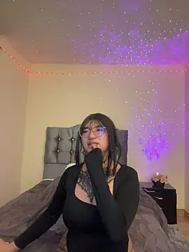 noellerubi online show from 05-20-26, 04:09
