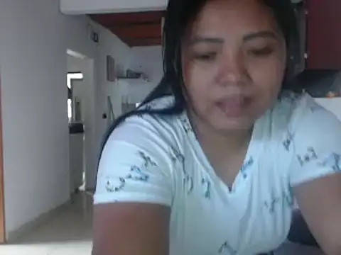Ambber Smith online show from 05-20-26, 06:05