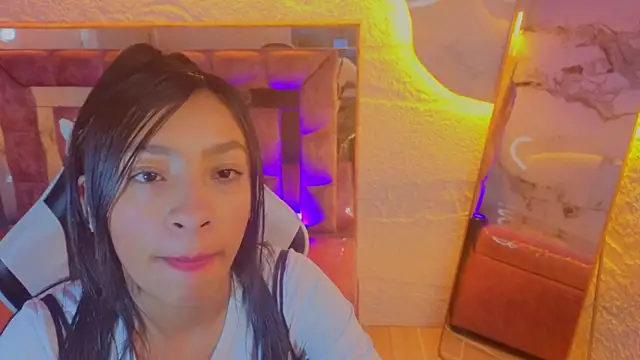 Adarasuri v online show from 06-24-26, 03:16