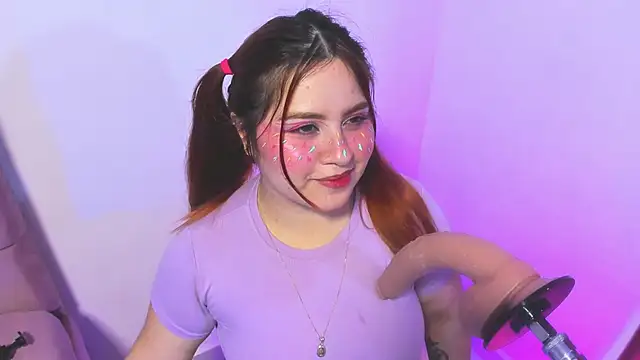 Alanna Monroe online show from 06-17-26, 05:40