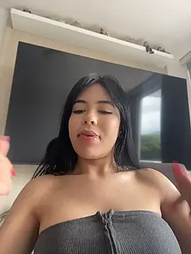 FERNANDAXX  online show from 06-25-26, 04:01