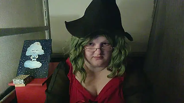 Snapshot of Freya_Fellie chatting on 05-20-26, 04:04 Freya Fellie online show from 05-20-26, 04:04