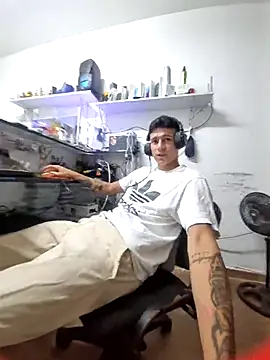 tom latin online show from 05-31-26, 05:40