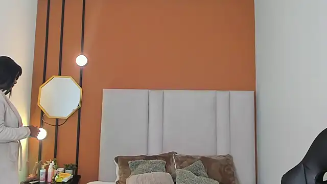 Mia boobs24 online show from 06-18-26, 12:10
