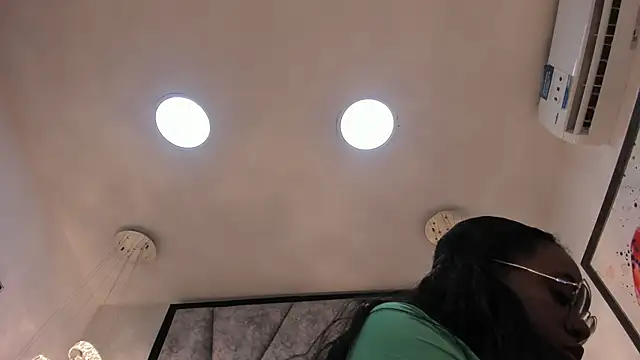 ZoeBrowns online show from 07-01-26, 12:49