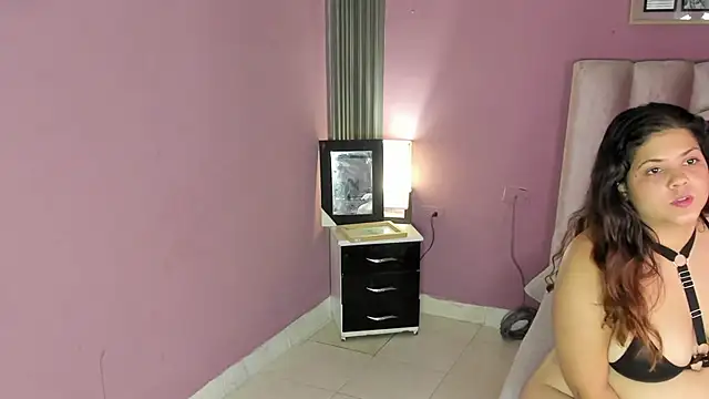 ORIANNA 21 online show from 06-08-26, 01:28