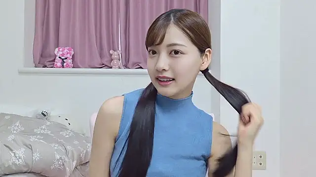 Snapshot of x-Ami-x chatting on 06-07-26, 02:39 x-Ami-x online show from 06-07-26, 02:39