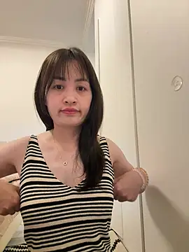 Snapshot of yangyang_218 chatting on 05-20-26, 03:20 yangyang 218 online show from 05-20-26, 03:20