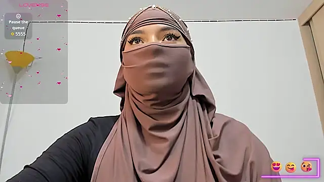 Samira 1 online show from 05-29-26, 08:37