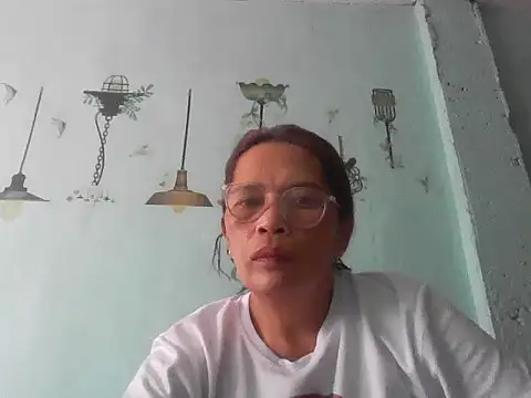 momshe2026 online show from 06-14-26, 07:09