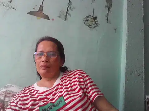 momshe2026 online show from 06-20-26, 07:57