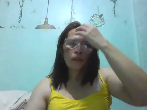 momshe2026 online show from 06-09-26, 01:34