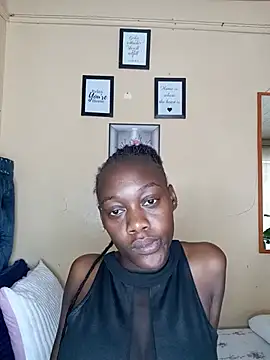 Paulahaze online show from 05-20-26, 01:19