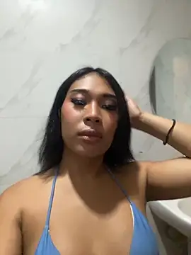 hugecock tamira online show from 06-03-26, 04:44