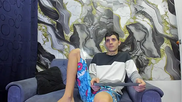 boy max latin online show from 05-28-26, 07:31