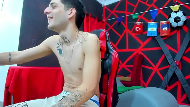 boy max latin online show from 06-28-26, 05:47