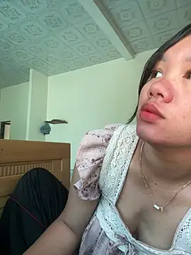 Snapshot of Suki-love chatting on 05-26-26, 02:42 Suki-love online show from 05-26-26, 02:42