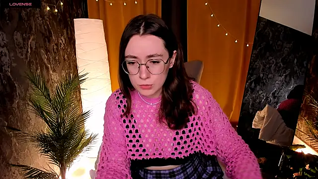 Snapshot of polly_pop_ chatting on 07-12-26, 02:45 polly pop online show from 07-12-26, 02:45