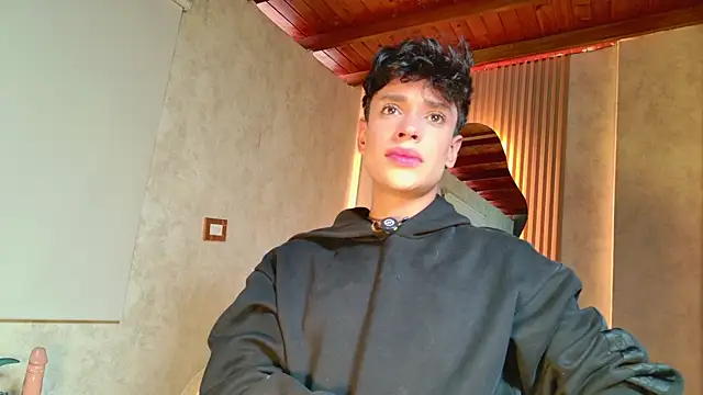 Ander asford77 online show from 06-25-26, 12:54