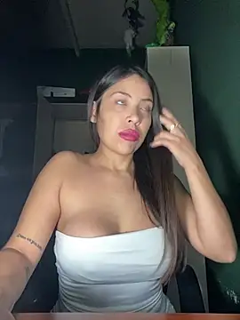 Snapshot of Juliett08 chatting on 05-23-26, 11:15 Juliett08 online show from 05-23-26, 11:15