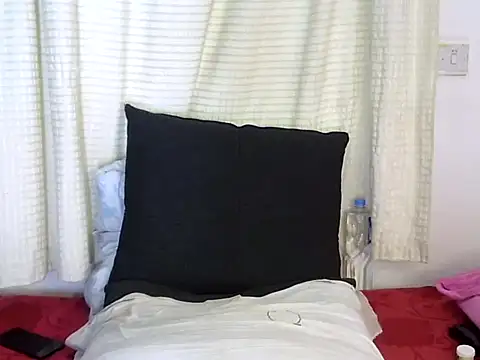 Snapshot of freakytara98 chatting on 06-30-26, 01:55 freakytara98 online show from 06-30-26, 01:55