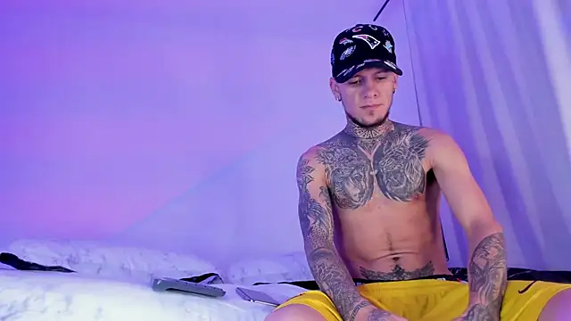  Kevin xxx online show from 03-08-25, 08:00